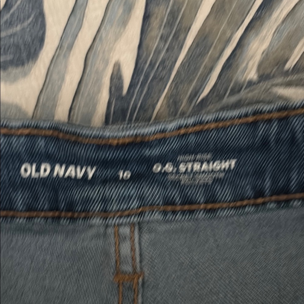 Three pair of jeans shorts. 🩳 - Picture 4 of 11